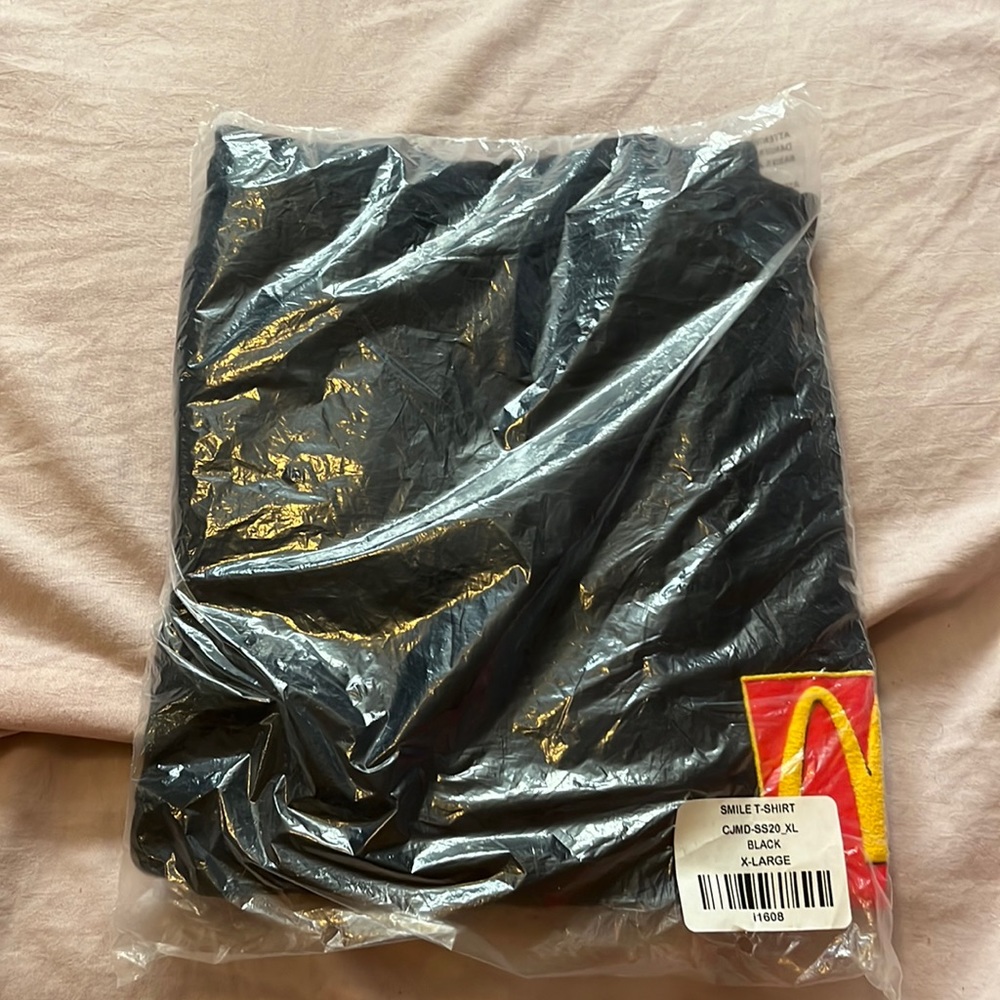 travis scot x mcdonald’s black smile shirt